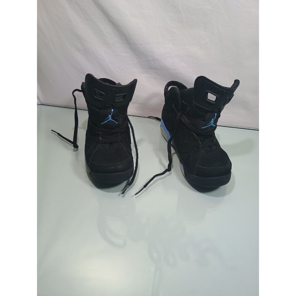 Nike Air Jordan 6 Retro UNC 384666‑006 PS Size 1.5Y Black University Blue